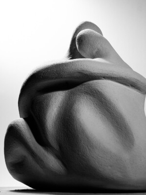 Sculpture Valentin-Valentine, terre cuite